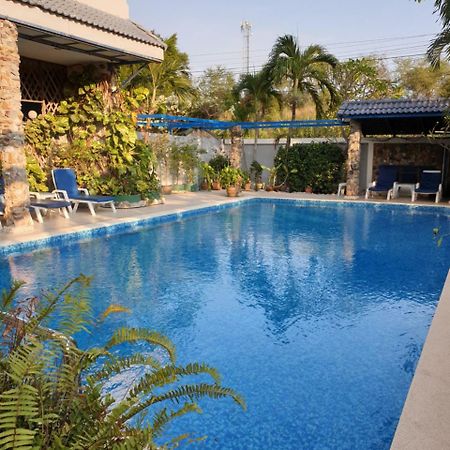 Villa Germania Pattaya ภายนอก รูปภาพ